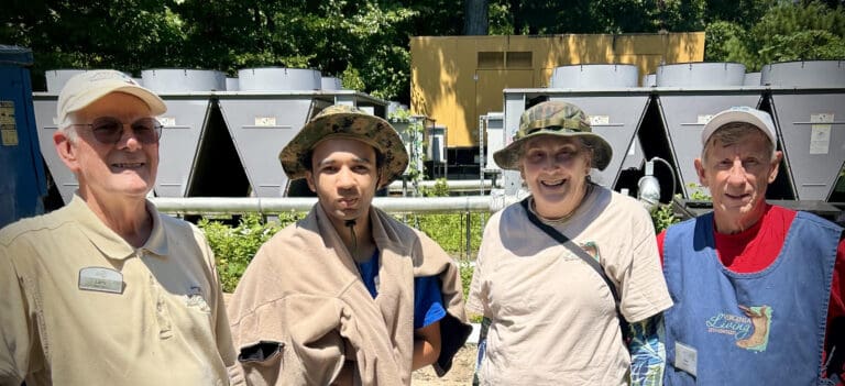 Virginia Living Museum volunteers on World Ocean Cleanup Day.