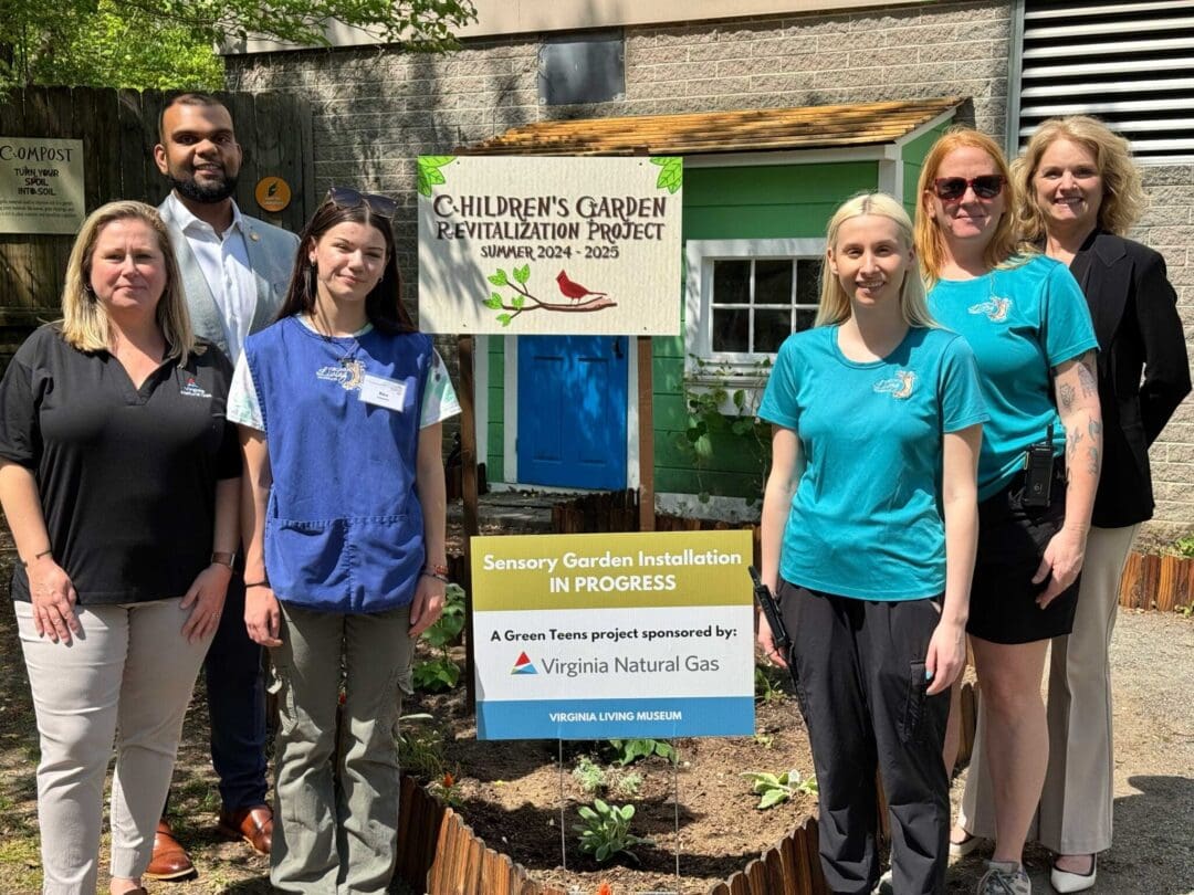 Green Teens, Virginia Natural Gas and Virginia Living Museum staff in the sensory garden.